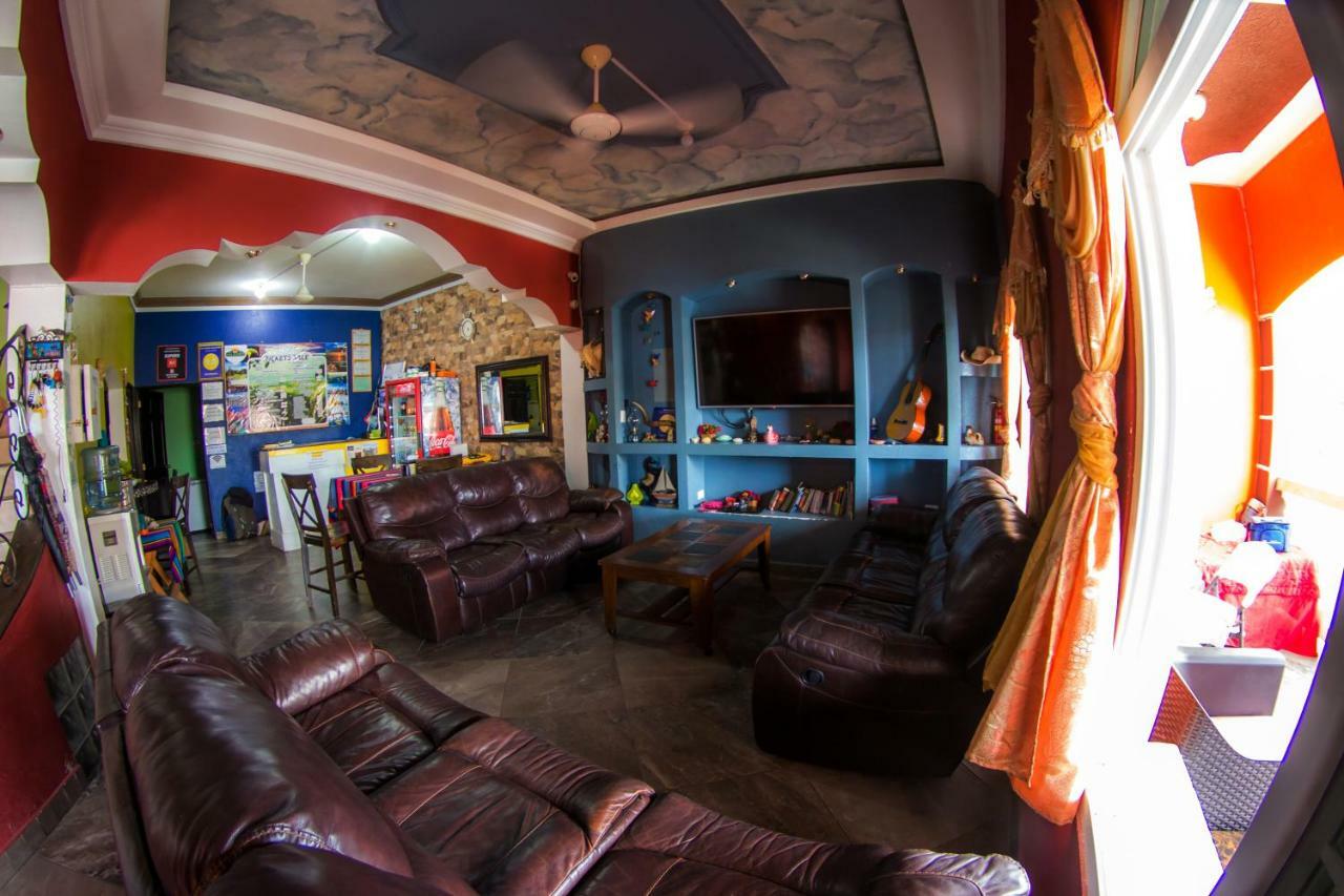 Hostal Casa De Grethel Flores Luaran gambar
