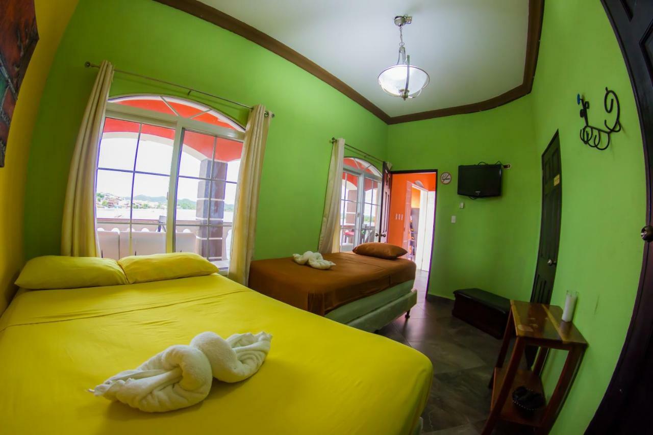 Hostal Casa De Grethel Flores Luaran gambar