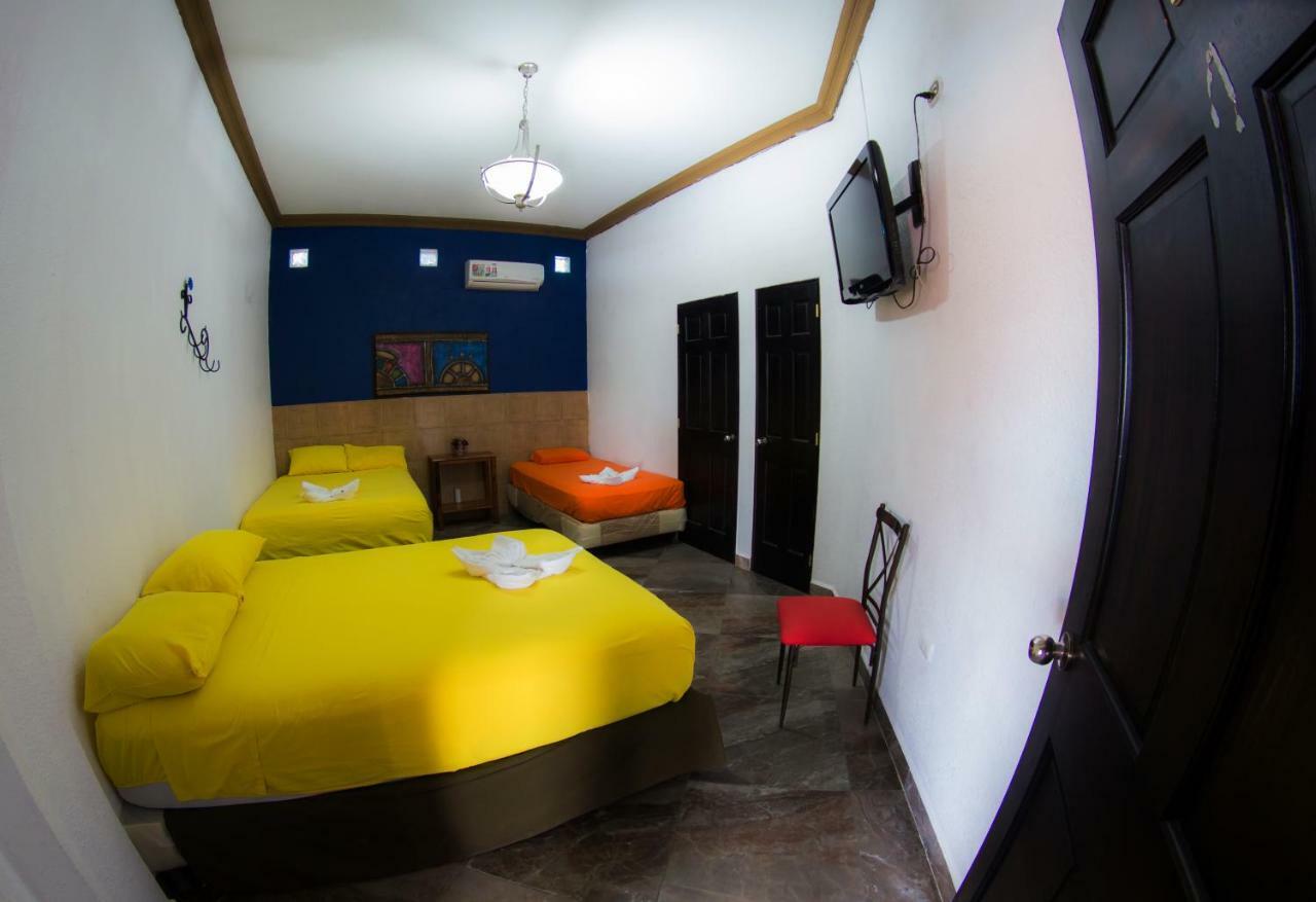 Hostal Casa De Grethel Flores Luaran gambar