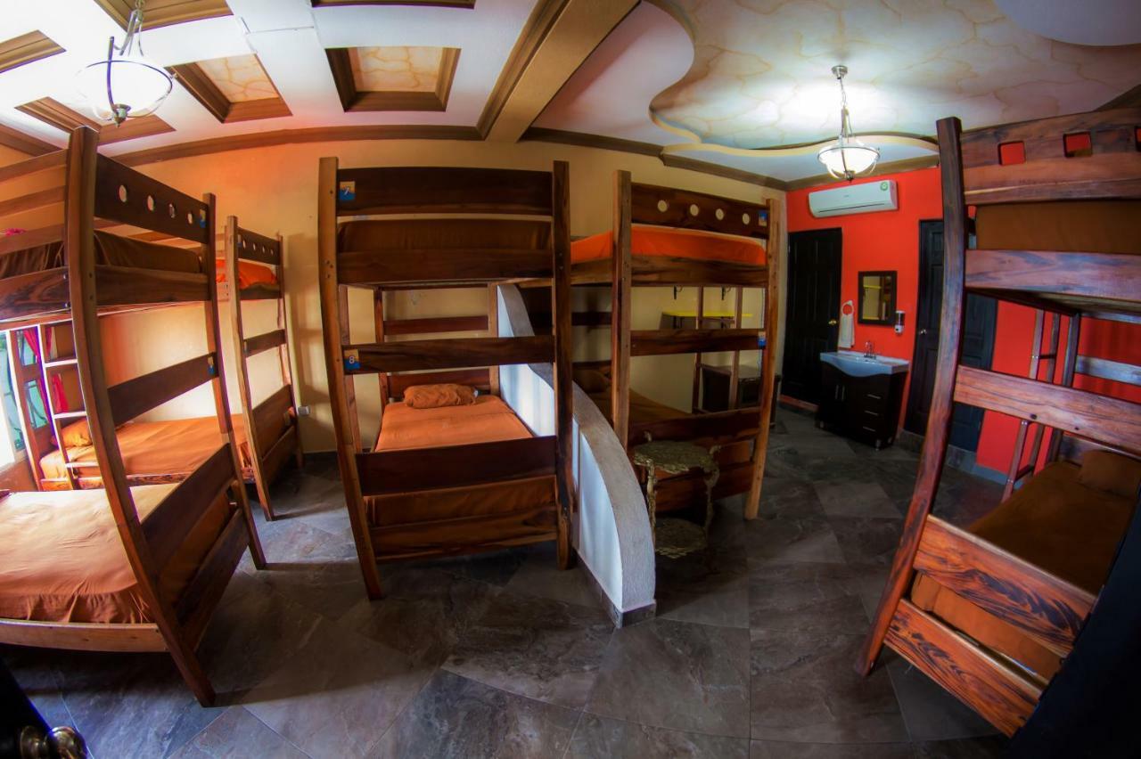 Hostal Casa De Grethel Flores Luaran gambar